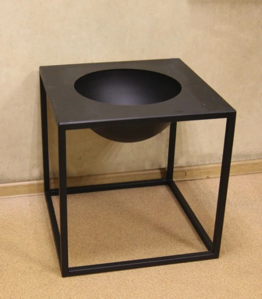 Вазон полусфера на подставке 350 мм